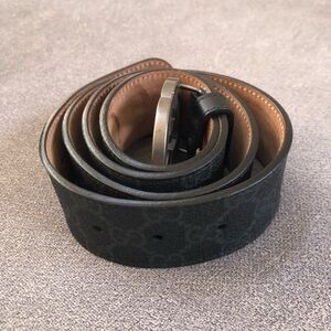 Gucci Black and Grey Leather Belt